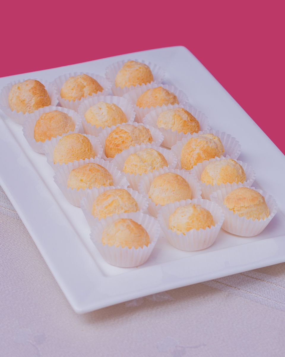 Mini-pão-de-queijo