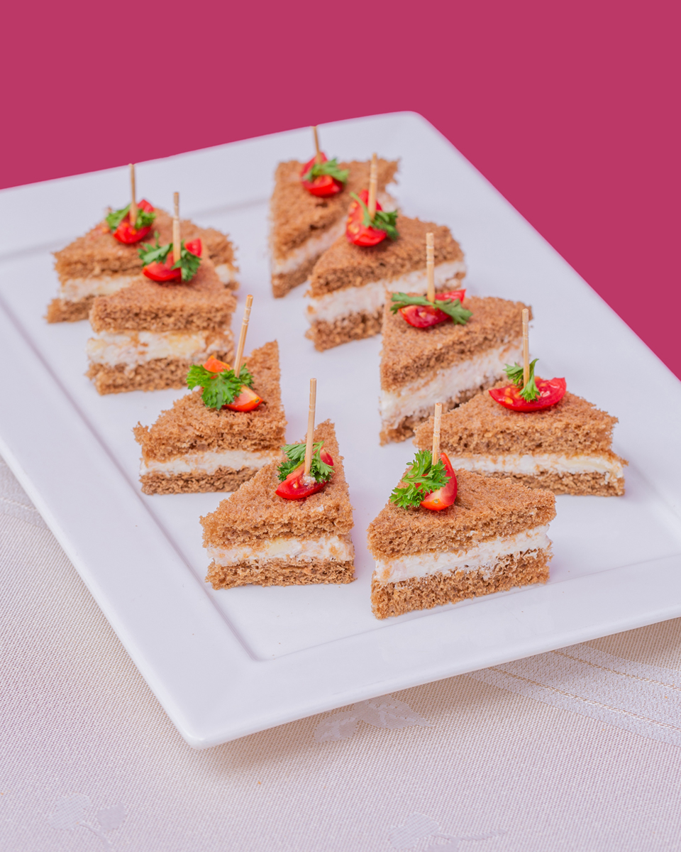 Mini-sanduíche-de-cheste